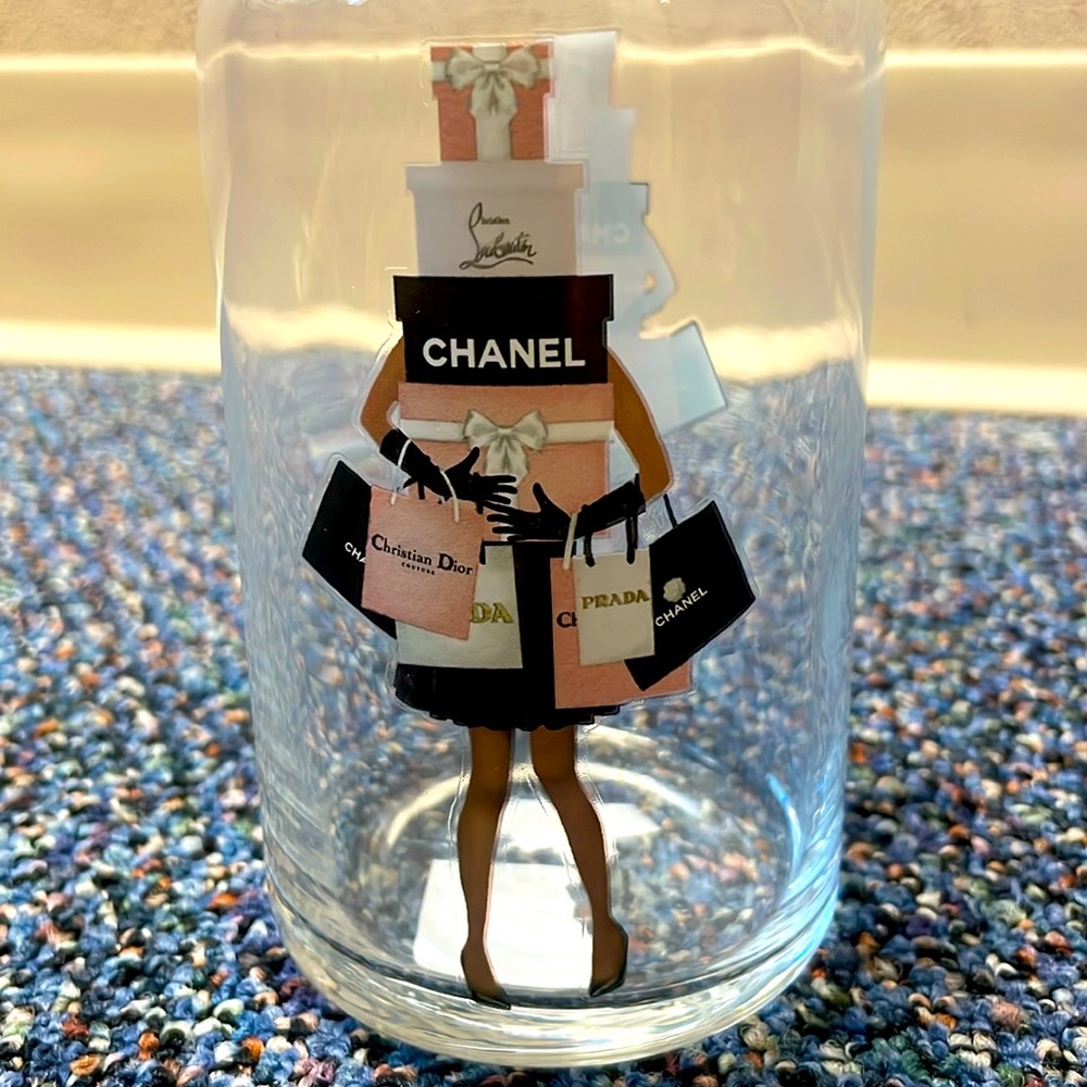 Designer Glass Tumbler, Fashionista Shopper w/Designer Bags and Boxes. NWT